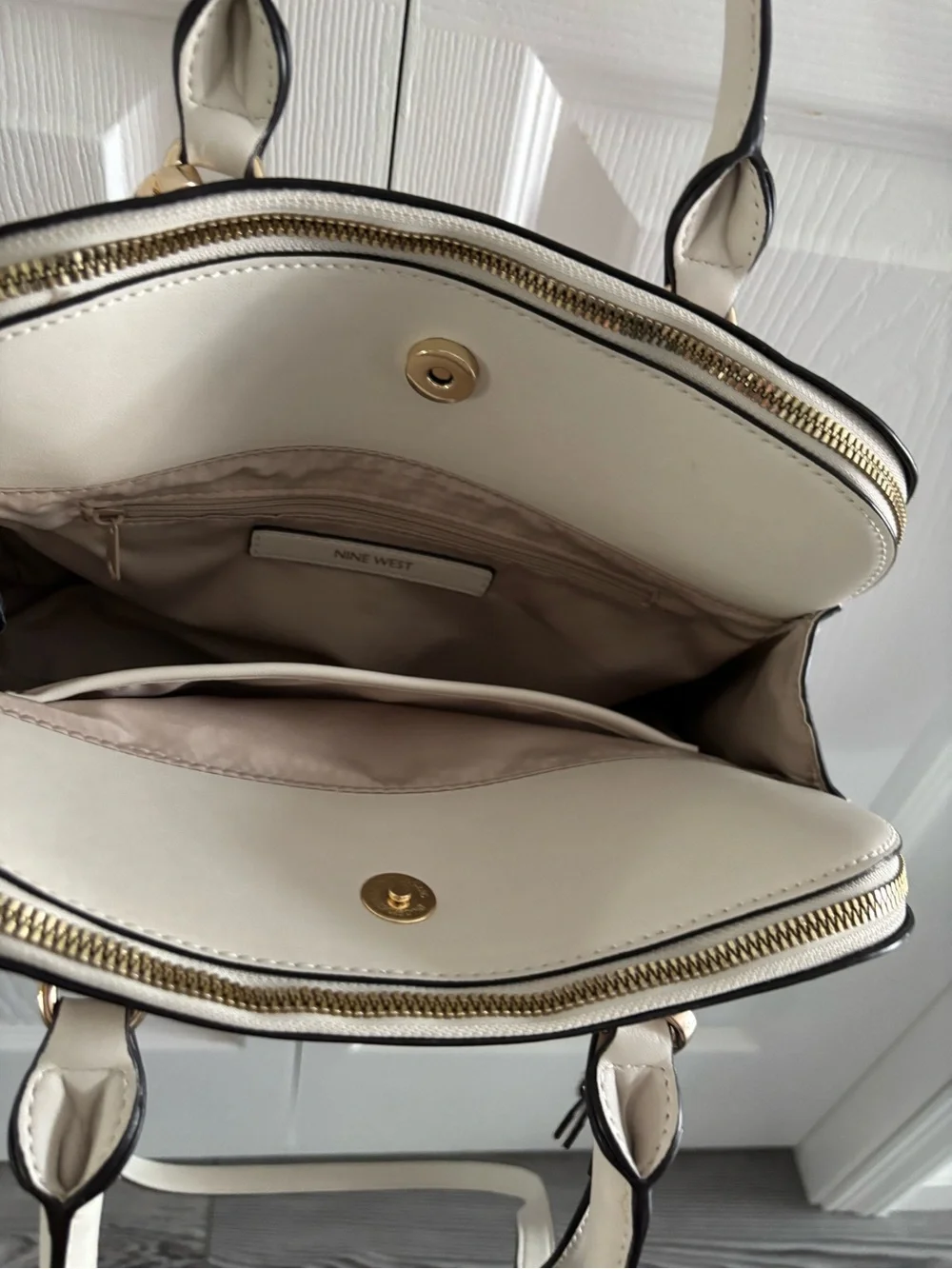 Floral Dome Satchel Handbag in Cream and Pink